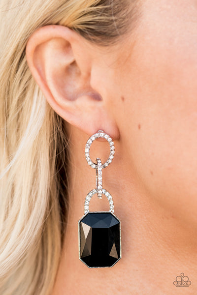 Paparazzi Earring - Superstar Status - Black