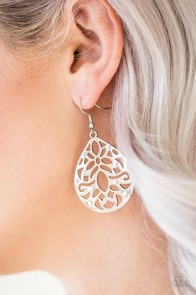 Paparazzi Earring - Casually Coachella - White