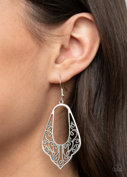 Paparazzi Earring - Grapevine Glamour - Silver