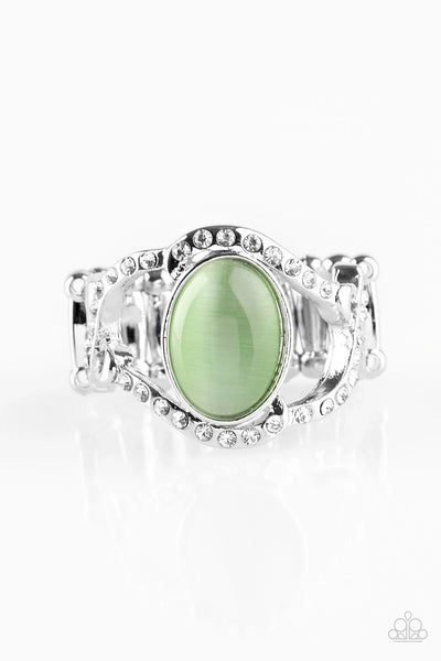 Paparazzi Ring - Moulin Mood - Green
