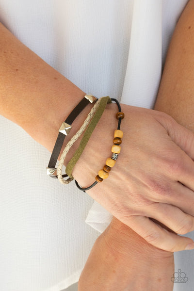 Paparazzi Bracelet - Solo Climb - Black