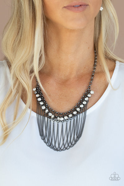 Paparazzi Necklace - Flaunt Your Fringe - Black