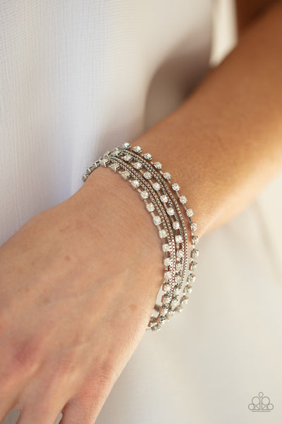Paparazzi Bracelet - Thats a Smash! - White