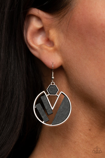 Paparazzi Earring - Petrified Posh - Black