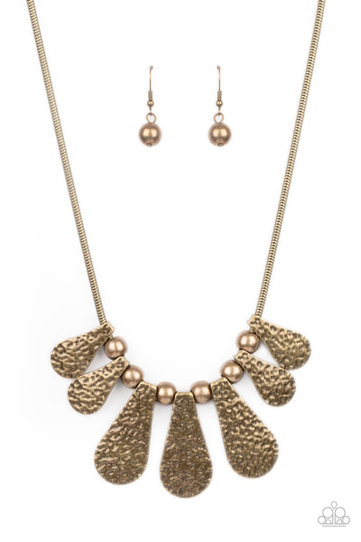 Paparazzi Necklace - Gallery Goddess - Brass