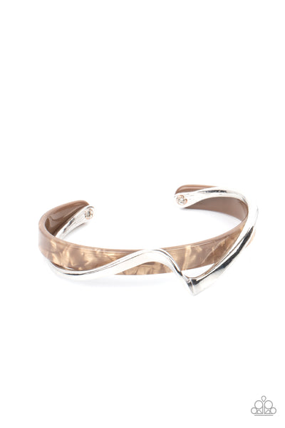 Paparazzi Bracelet - Craveable Curves - Brown