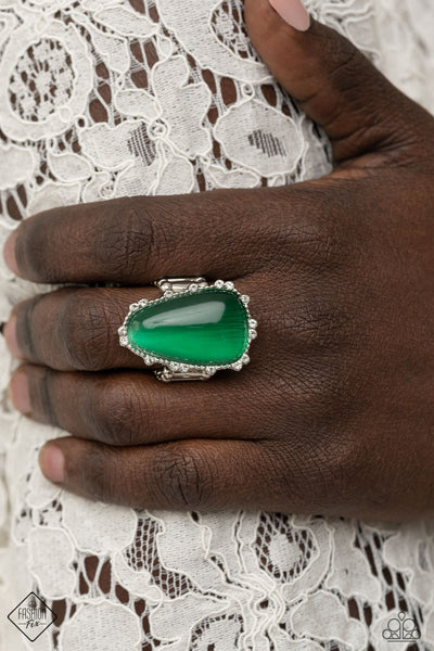 Paparazzi Bracelet - Newport Nouveau - Green