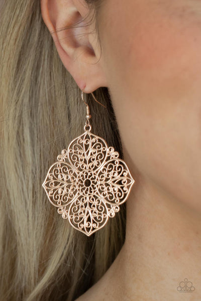 Paparazzi Earring - Dubai Detour - Rose Gold