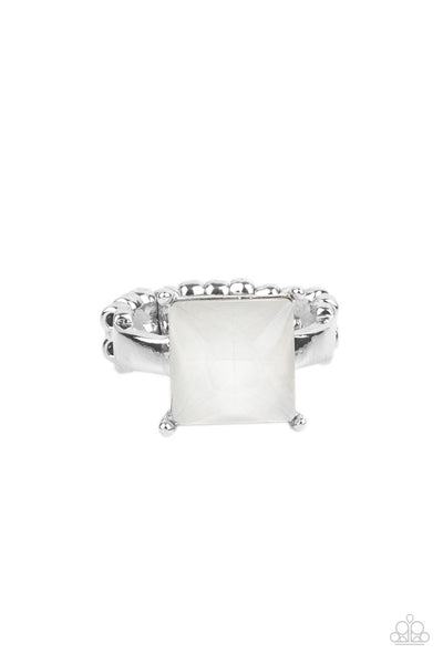Paparazzi Ring - Ready For My Coronation - White