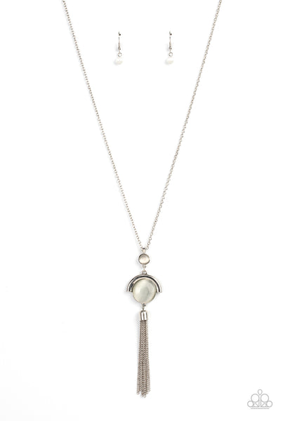 Paparazzi Necklace - Lavishly Lucid - White