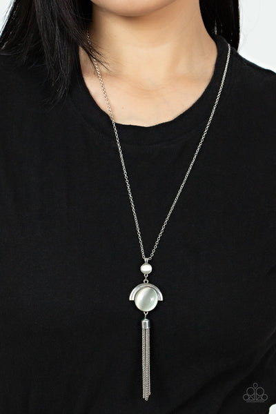 Paparazzi Necklace - Lavishly Lucid - White