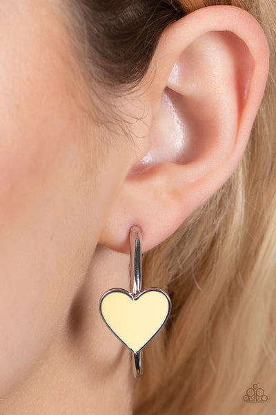 Paparazzi Earring - Kiss Up - Yellow