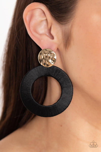 Paparazzi Earring - Strategically Sassy - Black