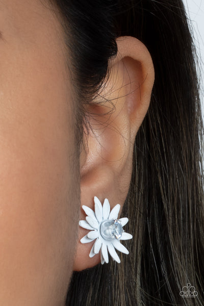 Paparazzi Earring - Sunshiny DAIS-y - White
