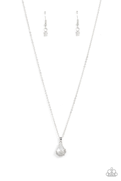 Paparazzi Necklace - Flower Patch Fabulous - White