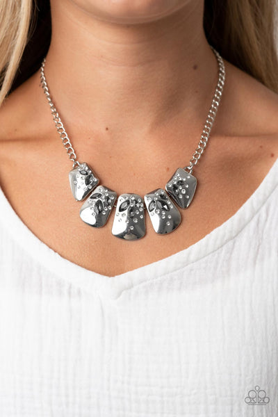 Paparazzi Necklace - Jubilee Jingle - Silver