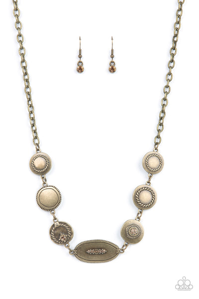 Paparazzi Necklace - Uniquely Unconventional - Brass