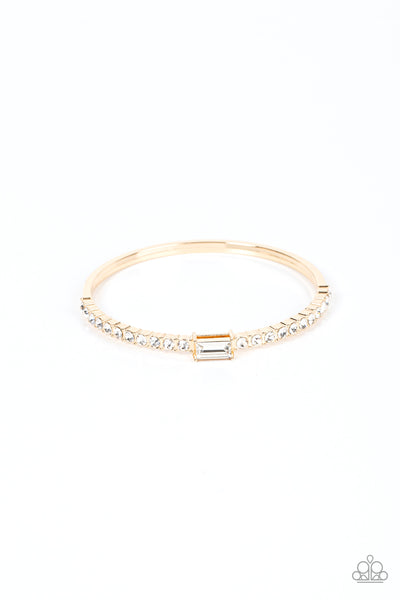 Paparazzi Bracelet - Party Crashing Couture - Gold