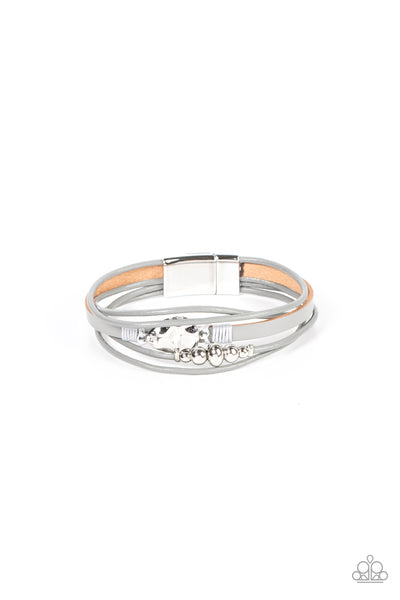 Paparazzi Bracelet - Tahoe Tourist - Silver
