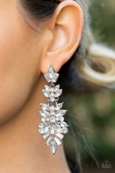 Paparazzi Earring - Frozen Fairytale - White