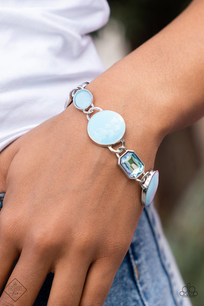 Paparazzi Bracelet - Dreamscape Dazzle - Blue