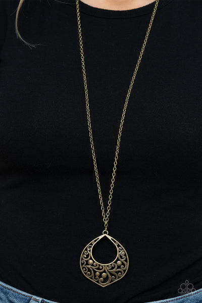 Paparazzi Necklace - Venetian Vineyards - Brass