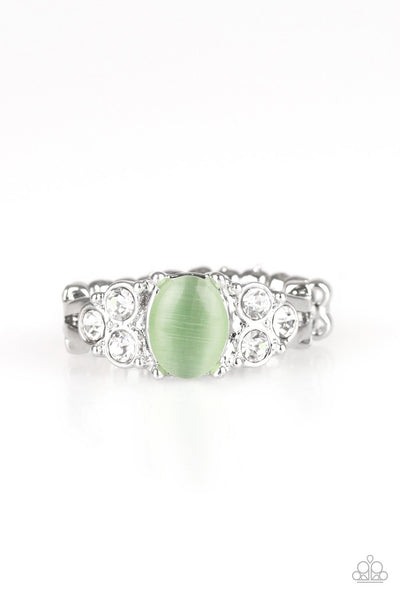 Paparazzi Ring - Extra Spark-tacular - Green