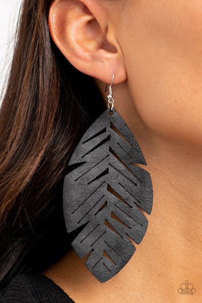 Paparazzi Earring - I Want To Fly - Black