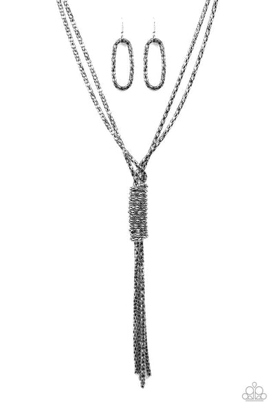 Paparazzi Necklace - Boom Boom Knock You Out - Black