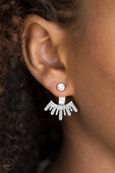 Paparazzi Earring - Diva Dynamite - White