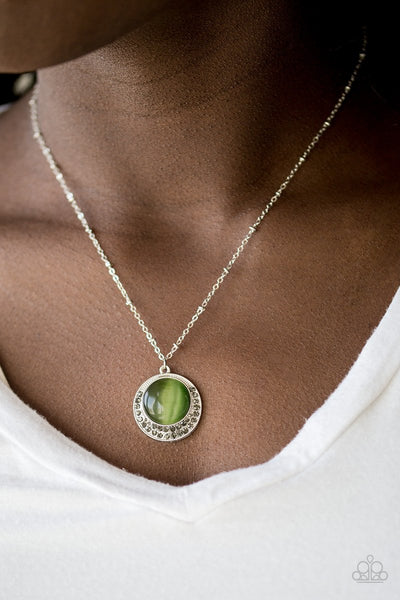 Paparazzi Necklace - Dream Girl Glow - Green