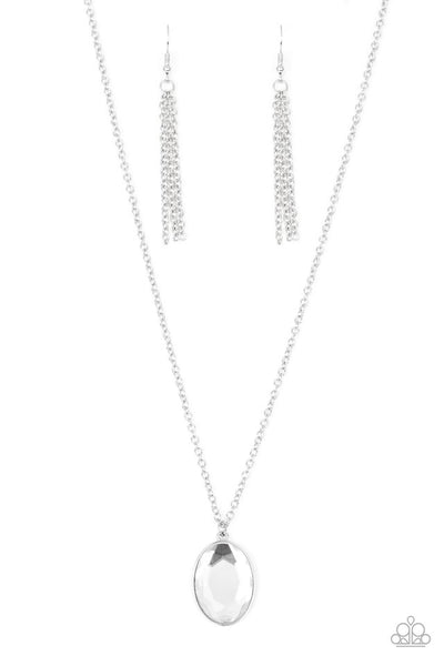 Paparazzi Necklace - Definitely Duchess - White