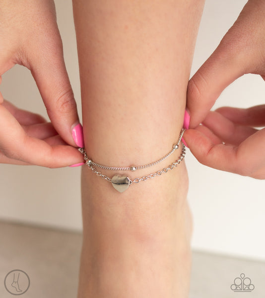 Paparazzi Bracelet - Ocean Heart - Silver Anklet