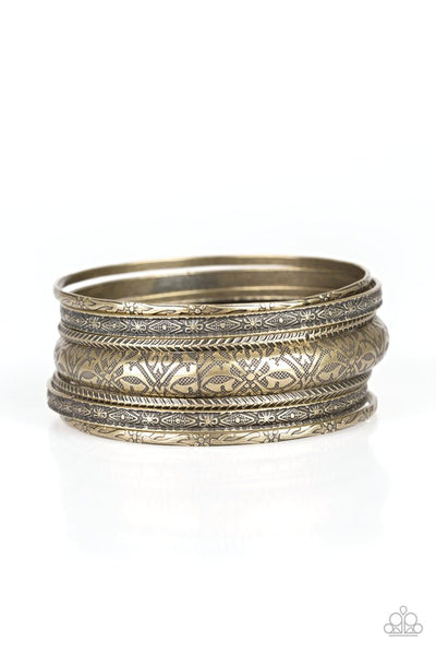 Paparazzi Bracelet - Hidden Groves - Brass