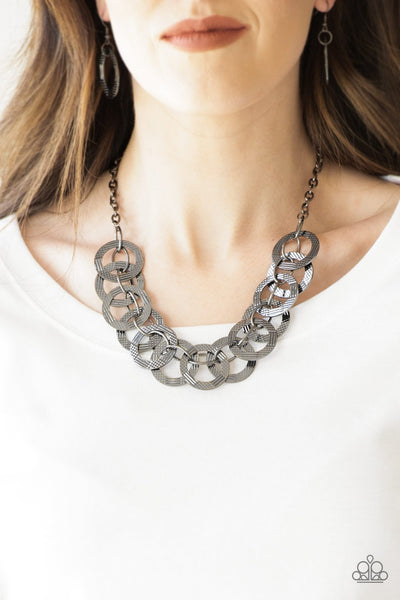 Paparazzi Necklace - The Main Contender - Black