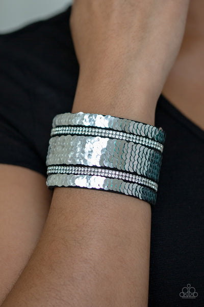 Paparazzi Bracelet - Mermaid Service - Green & Silver Urban Wrap