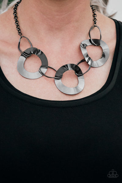 Paparazzi Necklace - Modern Mechanics - Black