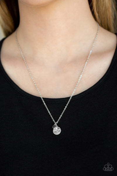 Paparazzi Necklace - Worlds Best Mom - Silver