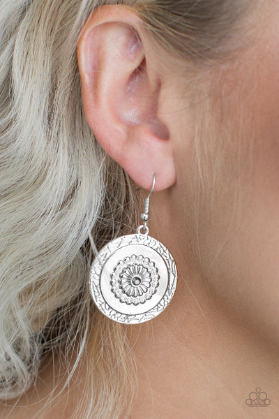 Paparazzi Earring - Peppy Poppy - Silver