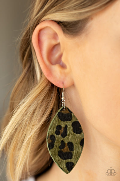 Paparazzi Earrings - Grr-irl Power! - Green