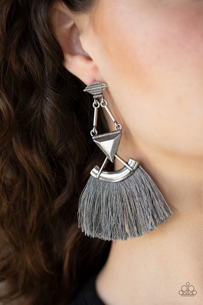 Paparazzi Earring - Puma Prowl - Silver