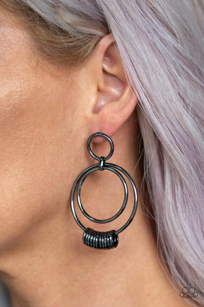 Paparazzi Earring - Retro Revolution - Black