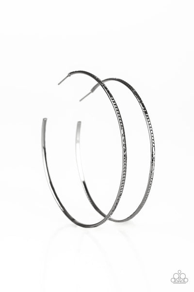 Paparazzi Earrings - Sleek Fleek - Black
