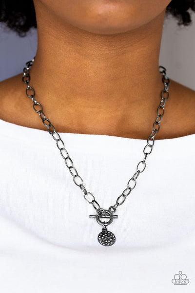 Paparazzi Necklace - Sorority Sisters - Black