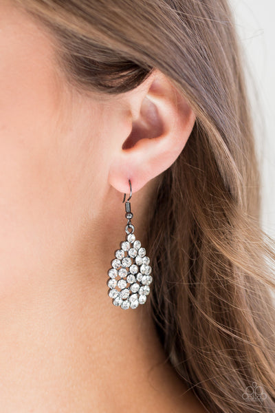Paparazzi Earring - Sparkling Sparkle-naire - Black