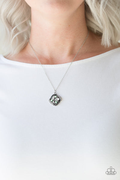 Paparazzi Necklace - Speaking of Timeless - Green