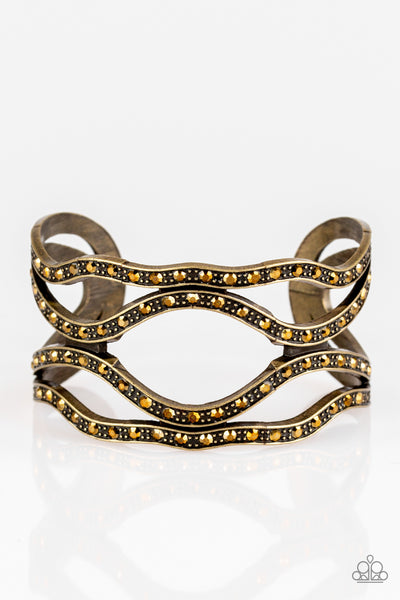 Paparazzi Bracelet - Speaks Volumes - Brass