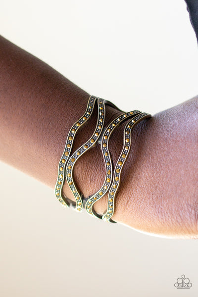 Paparazzi Bracelet - Speaks Volumes - Brass