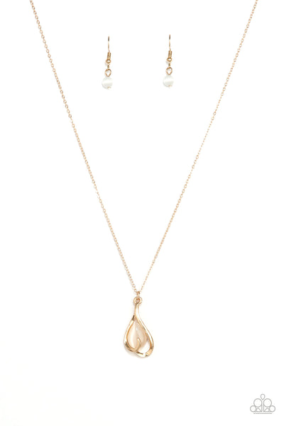 Paparazzi Necklace - Tell Me A Love Story - Gold