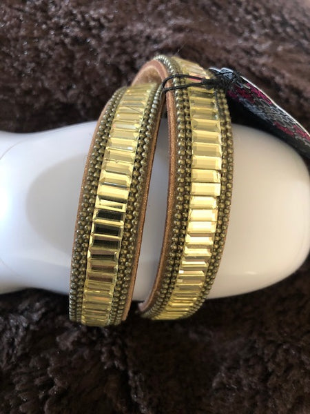 Paparazzi Bracelet - True Glitz - Brass Urban Wrap